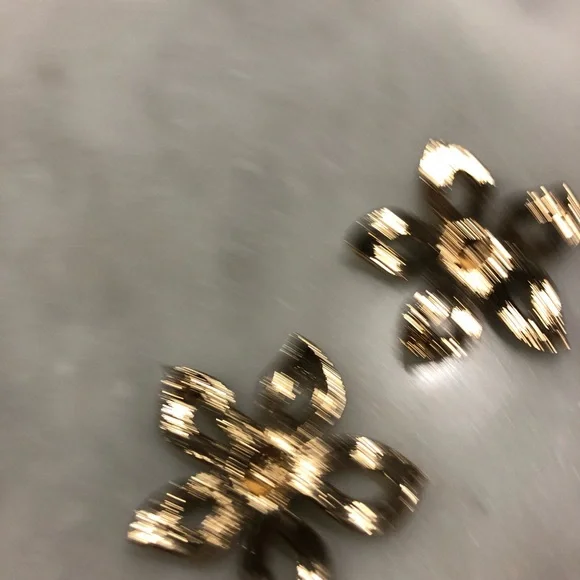 Vintage Rhinestone Flower Earrings - Picture 7 of 7